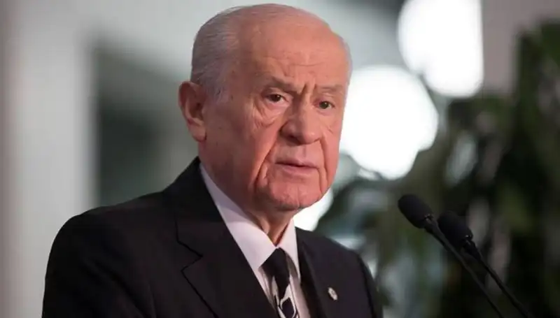 Bahçeli, Kurban Vekaletini Kızılay'a Vererek Dayanışma Mesajı Verdi