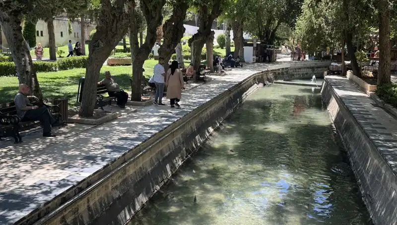 Şanlıurfa'da Termometreler Yükseldi: 37 Derece Sıcaklık Rekoru Kırıldı