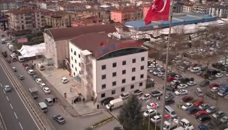 Deprem Müslü Bakanlığı'ndan Özel Hastanelere Şok Müdahele!