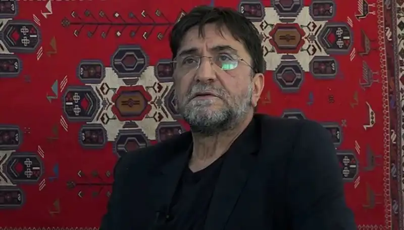 Nihat Genç Hayatını Kaybetti: Medya Dünyası Üzüntü İçinde