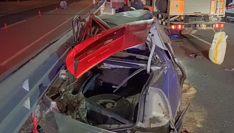 Zonguldak'ta Faciaya Neden Olan Trafik Kazasında Sürücü Hayatını Kaybetti