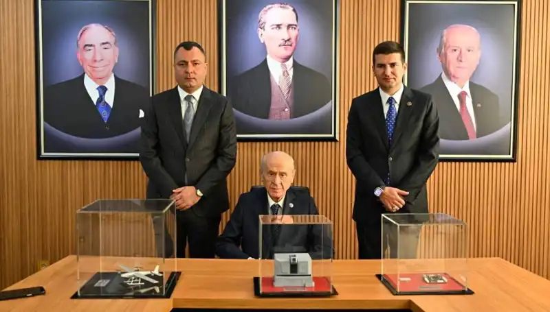 MHP Genel Başkanı Bahçeli, Ülkü Ocakları'nda Önemli Mesajlar Verdi