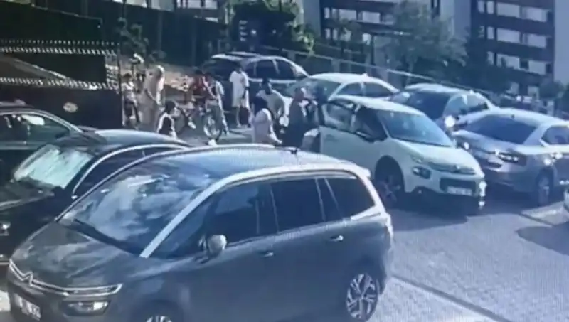 Eşi ve Yakınlarına Arabayla Çarpan Adam, Şok Edici Olayın Perde Arkasını Açıkladı