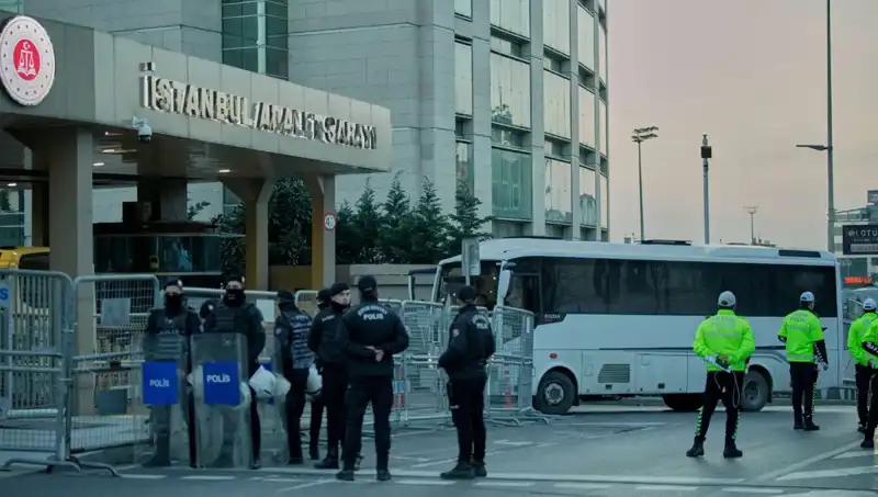 İstanbul'da İBB Operasyonunda Gözaltına Alınan İş İnsanı Hakkında Yakalama Kararı Çıktı