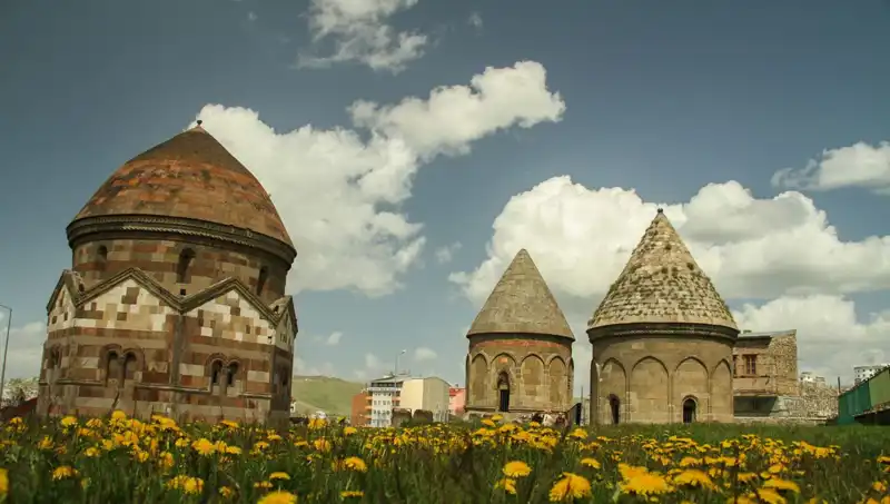 Erzurum’a Gelenler, Tarih ve Kültür Yolculuğuna Çıkıyor!