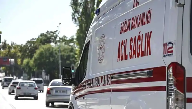 Mangalda Pul Biber Yakan Adam, Apartmanı Tahliye Ettirdi!