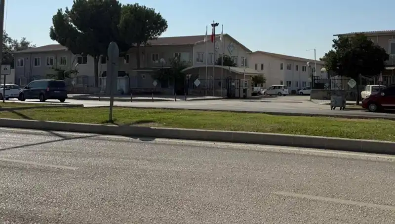 Adana'da Amirinin Dehşeti: İşçiye Tabancayla Ateş Açtı
