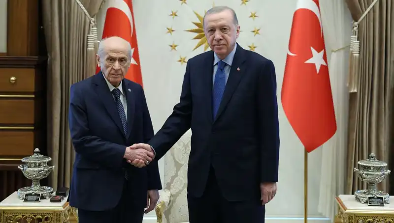 Erdoğan ve Bahçeli'den Kritik Görüşme: Siyasi Gelişmeler Neler Olacak?