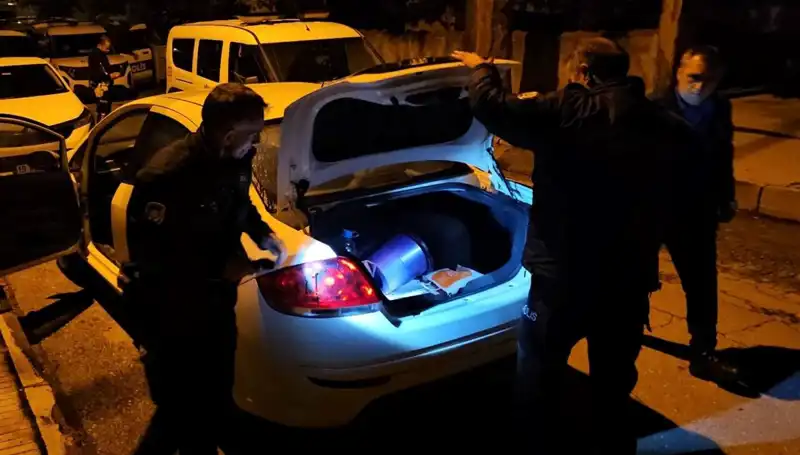 Polisten Kaçan Şahısın Ehliyetine 7 Yıl Süreyle El Konuldu!