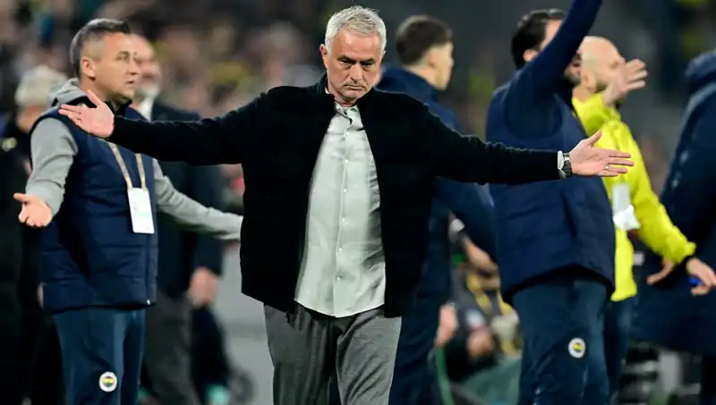 Mourinho'nun Değeri Tartışılıyor: Modası Geçti mi?