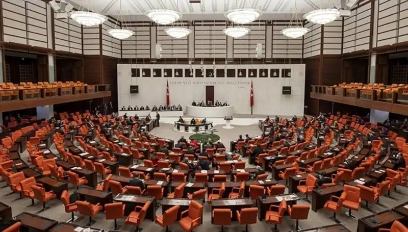 Meclis'te Gıda Zehirlenmesi İddialarına Hasan Turan'dan Çarpıcı Yanıt!