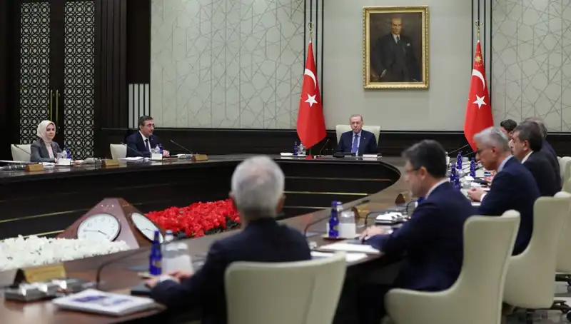 Kabine Üyelerinden 1 Mayıs İçin Birlik ve Dayanışma Mesajları Yayındı
