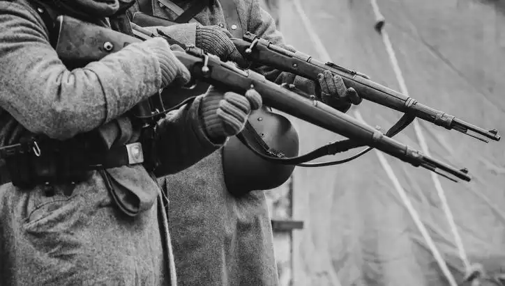 İngiliz İstihbarat Şefinin Dedesinin Şok Edici Geçmişi: Nazi Casusu Mu?