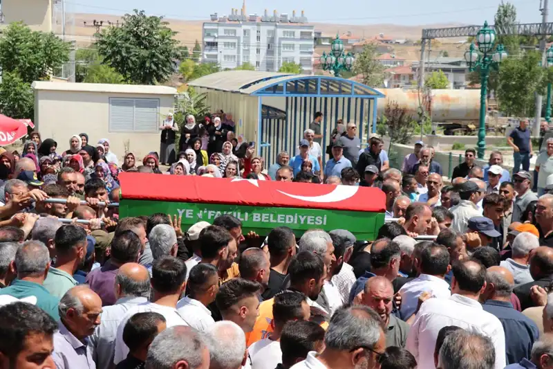 MHP'li Belediyenin Gazetecilik ve Şehrin Geleceği İçin Son Uğurlama Töreni