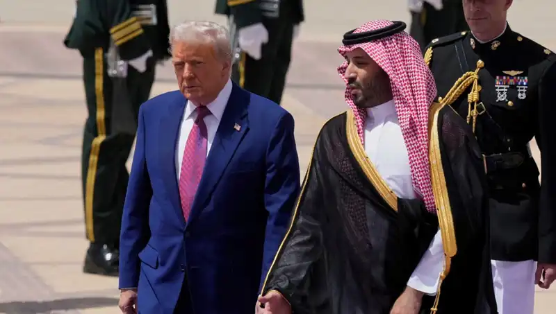 Trump'ın Ortadoğu Turu: Diplomasi ve Ekonomi Üzerinde Kritik Temaslar