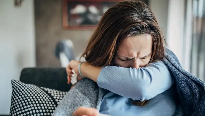 Soğuk Algınlığı ile Sinüzit: Belirtiler ve Farklılıkları Nedir?