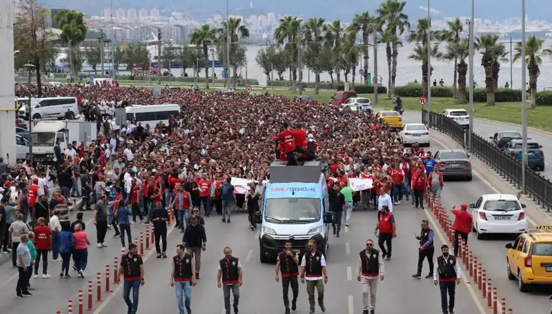 İzmir’de Grev Direnişi: 4. Günde Talepler Yükseliyor