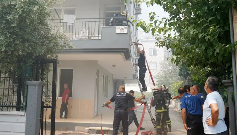Arkadaşlık İlişkisini Alevlere Teslim Eden Genç: Dairelere Yangın Taktikleri