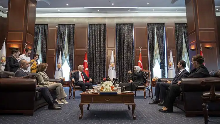 AK Parti’nin Bayramlaşma Programı Açıklandı, CHP Neden Yer Almadı?
