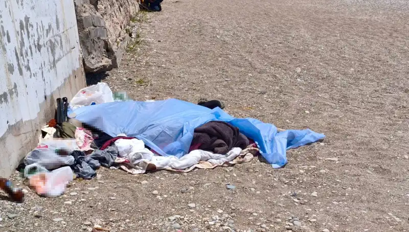 Konyaaltı Sahili'nde Şok Edici Ceset Bulundu: Olayın Ayrıntıları