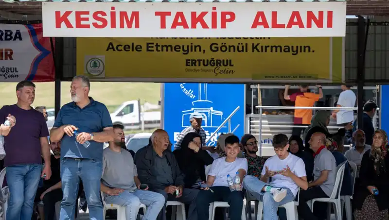 Ankara'nın Kurban Pazarlarında Yoğunluk ve Hareketlilik Artıyor