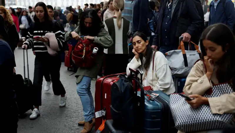 İspanya'da Kablo Hırsızlığı: Tren Yolcuları Uzun Saatler Mahsur Kaldı