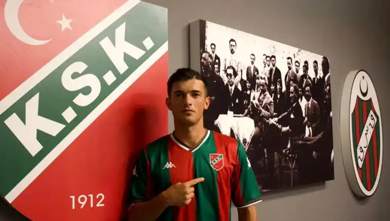 Karşıyaka'da Transfer Hareketliliği: Yeni Yıldızlar Geliyor