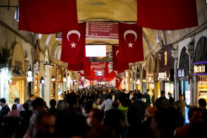 Kapalıçarşı'da 100 Milyon Liralık Vurgun: Lüks Yaşamın Arkasındaki Çarpık Düzen
