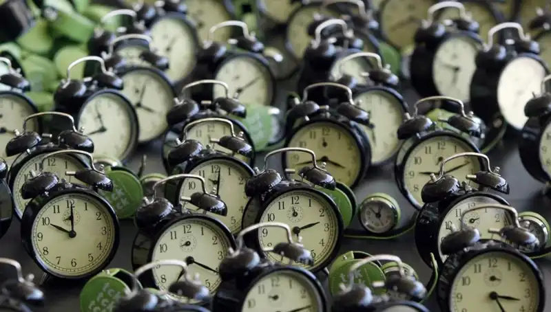 Sabahları Alarm Ertelemek, Demans Riskini Artırıyor mu? Uzmanlar Uyarıyor!