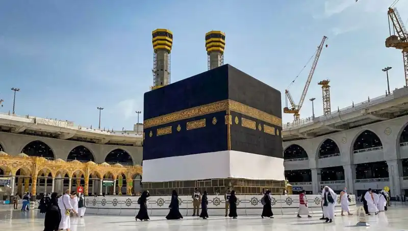 2026 Hac Ön Kayıtları Başladı: Kura Çekimi ve Ücretler Neler?