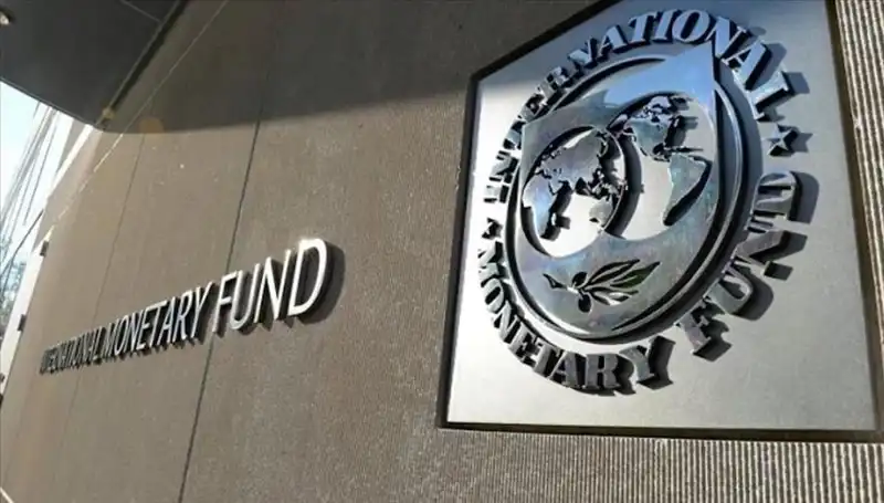 Küresel Kamu Borçları Uçuşa Geçiyor: IMF'den Çarpıcı Tahminler