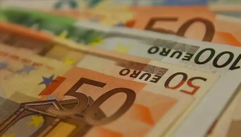 Euro, Tarihinin Zirvesinden Aniden Gerileme Yaşadı!