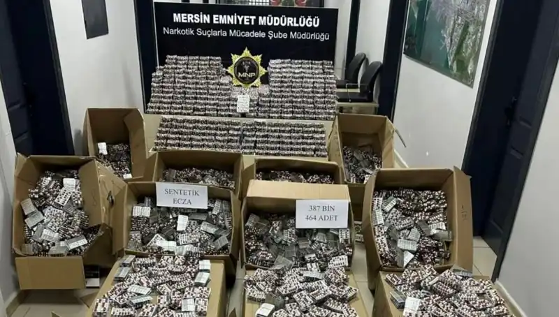Mersin'de Tarihi Uyuşturucu Operasyonu: 387 Bin Hap Ele Geçirildi