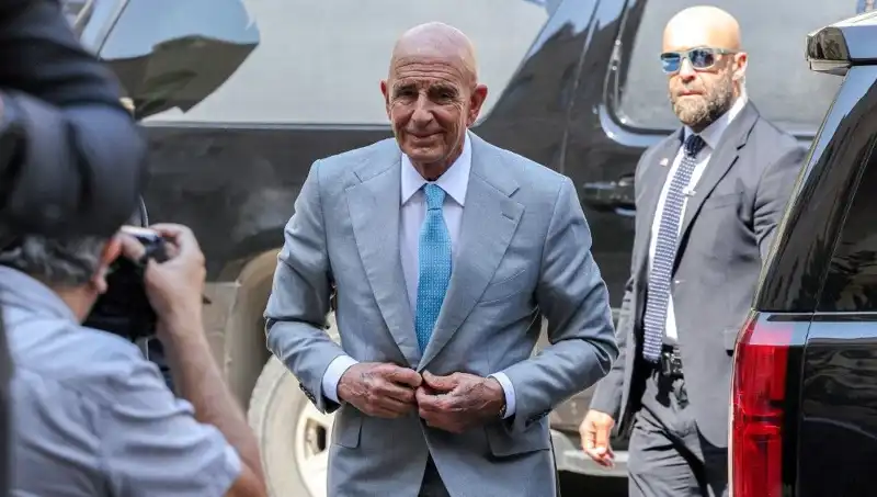 ABD Elçisi Barrack'tan Suriye'de Barış ve Sükunet İçin Acil Çağrı