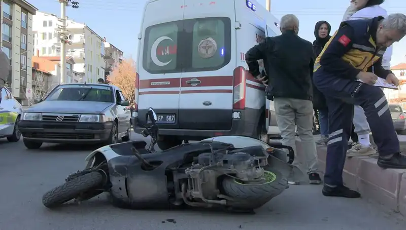 Tavşanlı’da Korkutan Trafik Kazası: Yaralılar Hastaneye Kaldırıldı