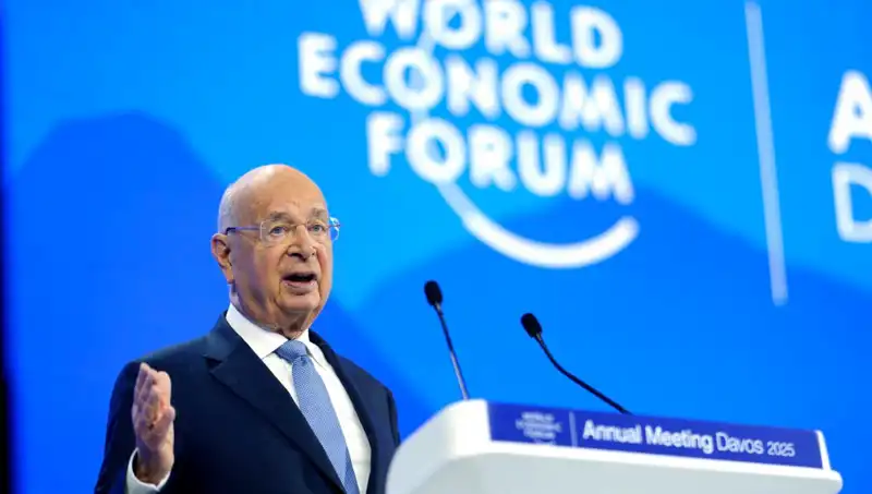 Dünyanın Gözbebeği Davos Forumu'nda Şok Gelişme: Klaus Schwab İstifa Etti