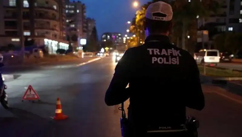 Sosyal Medyada Yakaladılar: İki Sürücüye 53 Bin Lira Ceza Kesildi