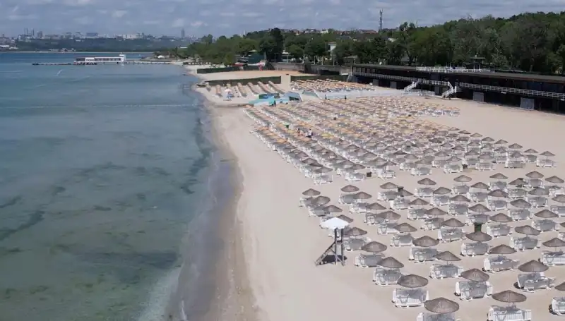 İstanbul’un Plajlarında 2025 Giriş Ücretleri: Sarıyer, Florya ve Adalar’da Neler Değişti?
