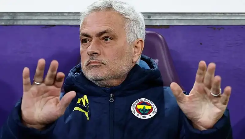 Mourinho, Beşiktaş’a Gidcek Denilen Milli Yıldızı Takımda Tutmayı Başardı