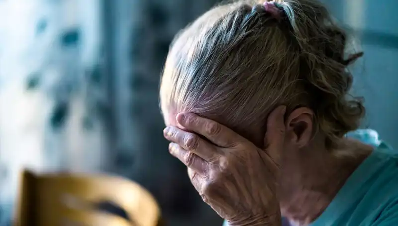 Alzheimer Riskini Artıran Günlük Alışkanlıklar: Nöroloji Uzmanı Açıklıyor