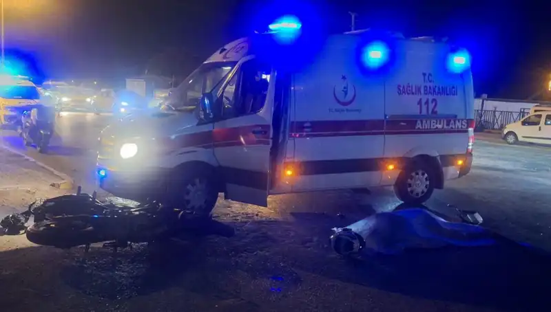 Antalya'da Motosiklet Kazası: Genç Serhat'ın Hayatı Kayıplara Karıştı
