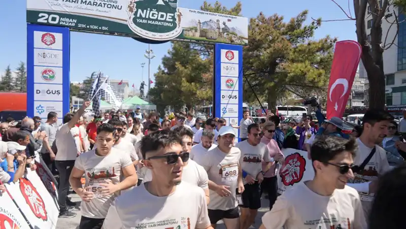 Niğde Yarı Maratonu’nda 518 Koşucu Heyecanı: Doğuş Holding’in Destanı