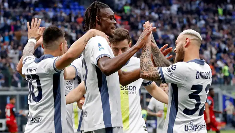 Serie A'da Heyecan Zirveye Ulaştı: Şampiyon Play-Off İhtimali Belirdi