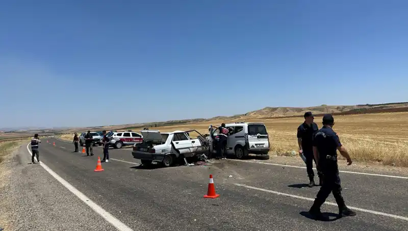 Adıyaman'da Acı Trafik Kazası: 4 Kişi Hayatını Kaybetti
