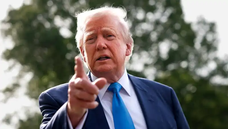 Trump'ın İlk 100 Gününde Gerçekleştirdiği İhtilal Niteliğindeki İcraatlar