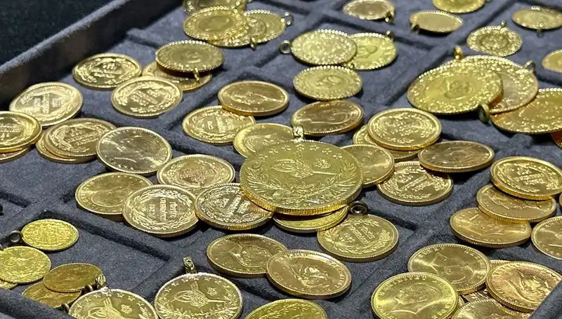 Hafta Sonu Altın Fiyatları: Yükseliş Mi, Düşüş Mü Beklemeli?