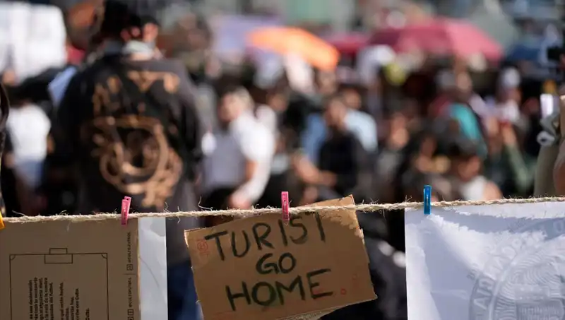 Meksika’da Turist Akınına Karşı Protesto: "Evlerimizi Çalmayı Bırakın!"