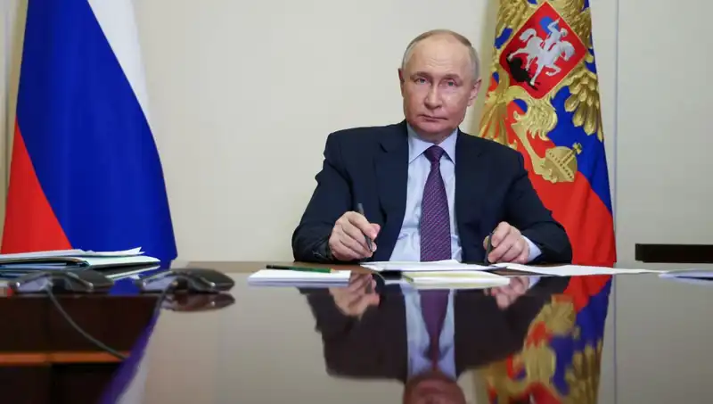 Putin, Esad’ı Suriye’de Neden Bırakmıyor? Stratejik Oyunlar ve Sonuçları