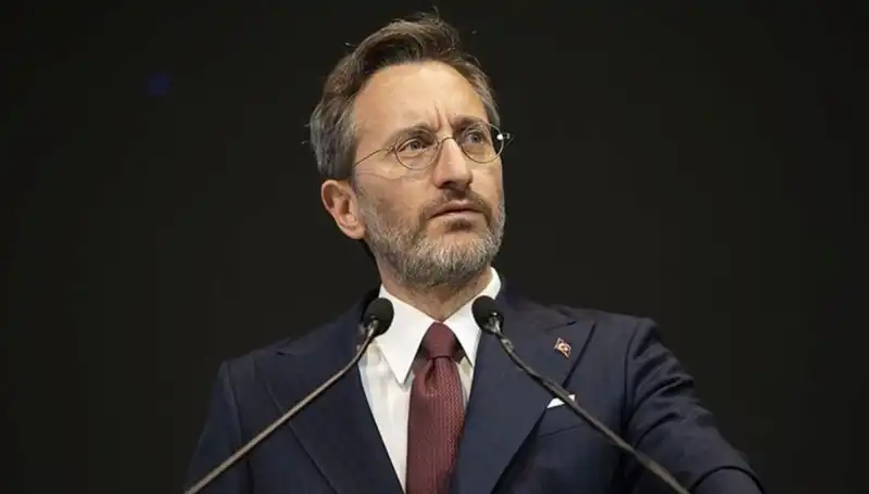 Fahrettin Altun'dan Muhalefet Liderine Cevap: "Halk Yanlış Bilgilendiriliyor"