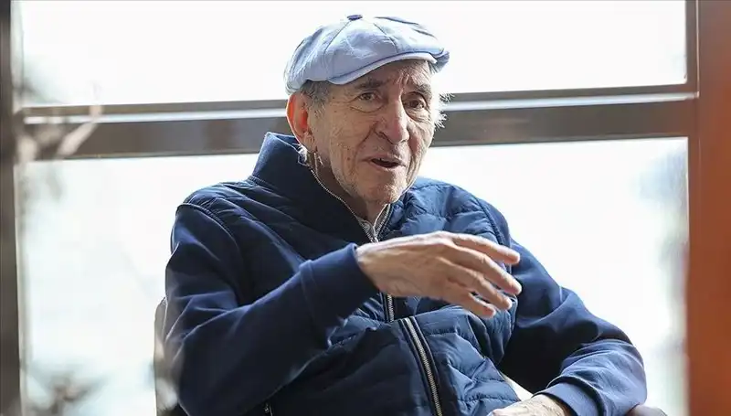Altan Öymen Entübe Edildi: Tedavi Süreci Yoğun Bakımda Devam Ediyor